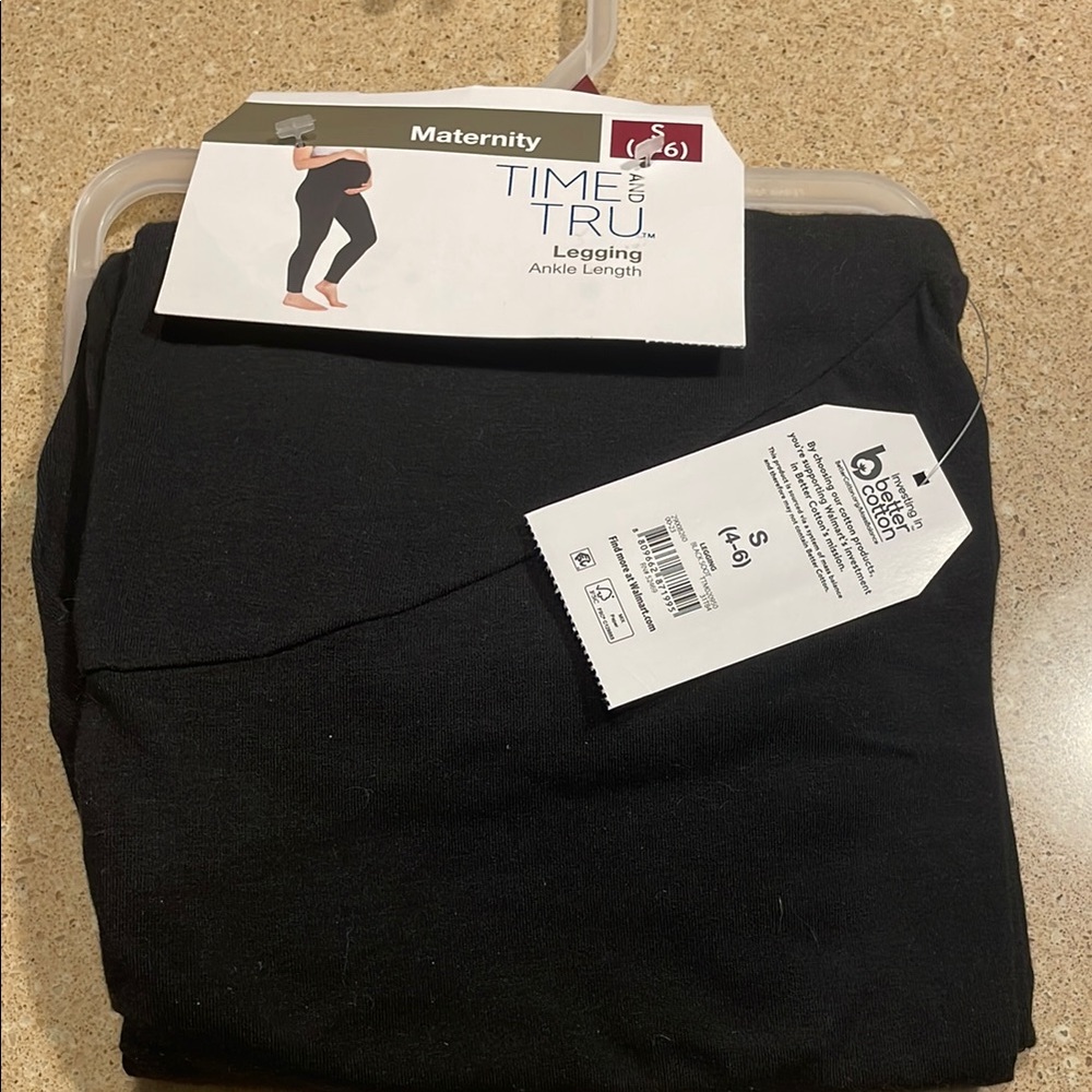 NWT-Time and Tru Maternity Ankle Leggings